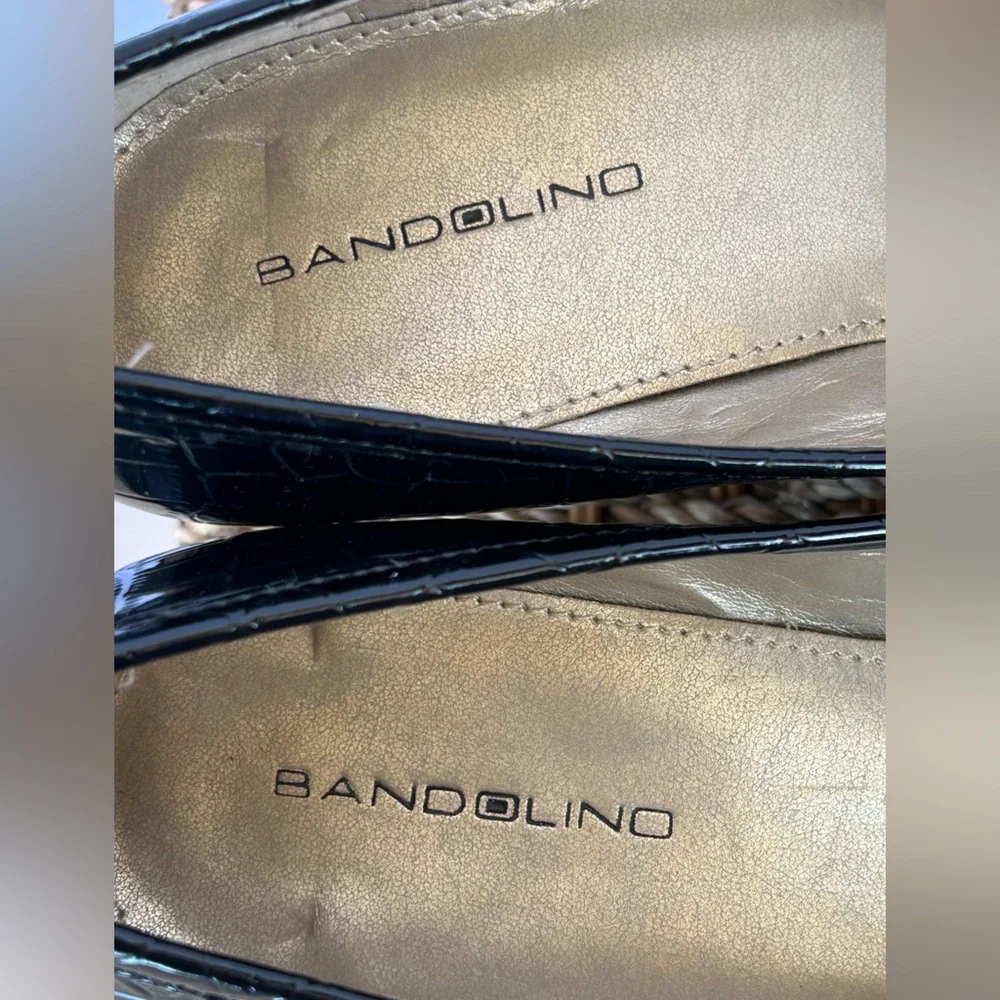 Bandolino Women’s Arguello High Heeled Loafer Croc Print Horsebit Detail Size 7M